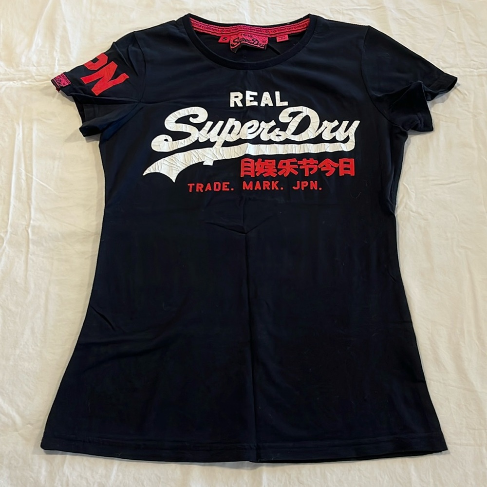 Women’s SuperDry T-Shirt, Size S
